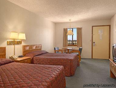 Days Inn By Wyndham Mountain Grove Exterior foto